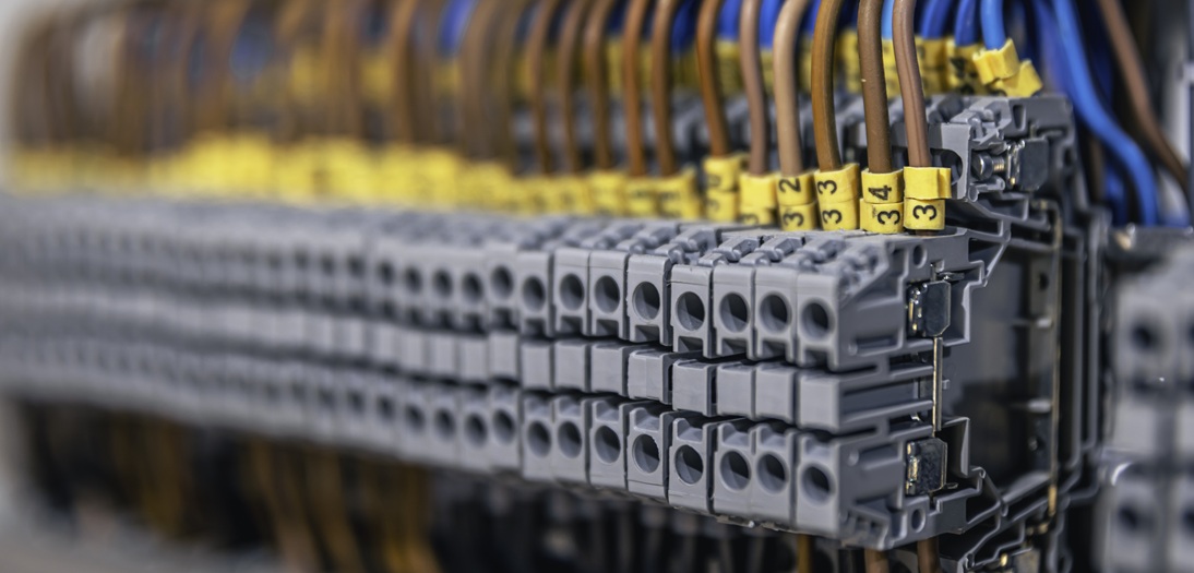 fungsi cladding pada fiber optik